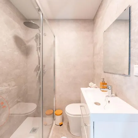 Spacious In - Tcm Apartment Malaga